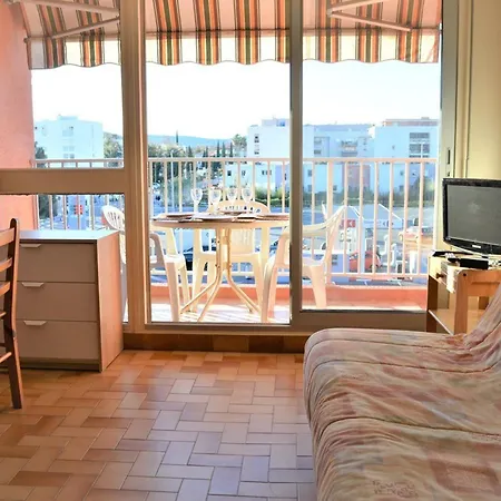 Апартаменты 4 Couchages Proche Avec Parking Et Balcon Au Lavandou - Fr-1-251-557 *